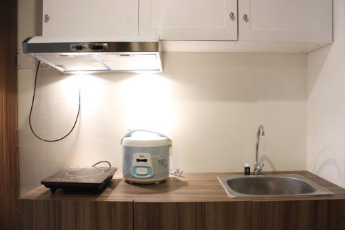 Convenient Studio At Gallery Ciumbuleuit 3 Apartment By Travelio