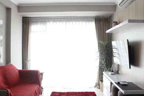 Modern & Stylish 2br At Gateway Pasteur Apartment By Travelio