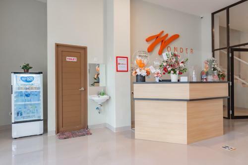 Hotel Reddoorz Plus @ Karapitan Street