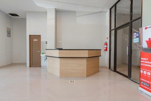 Hotel Reddoorz Plus @ Karapitan Street