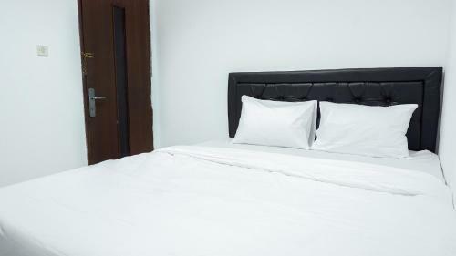 Hotel Oyo Life 2050 D'cinnamons Residence