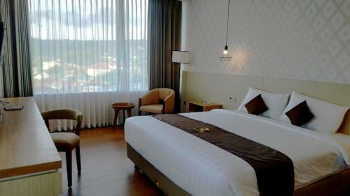 Zenith Premiere Hotel Baubau