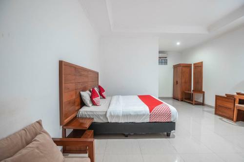 Oyo 686 Bunga Karang Hotel