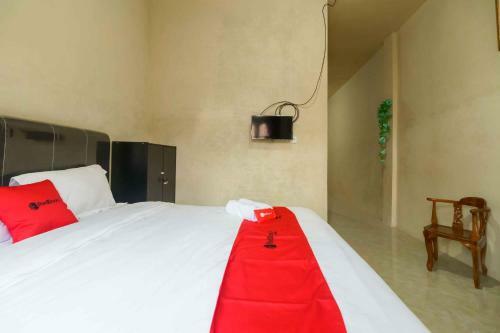 Hostal Reddoorz Near Bukit Kubu Berastagi