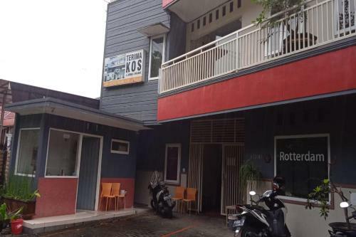 Hotel Penginapan Rotterdam
