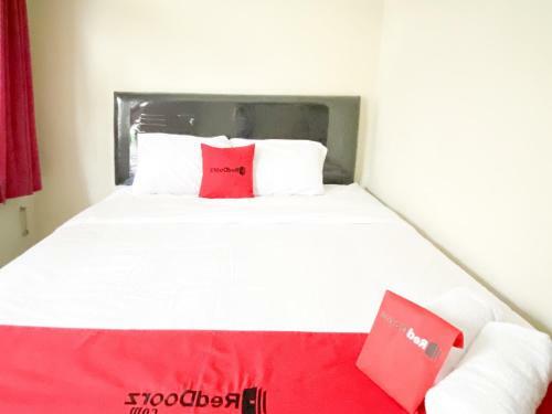 Hostal Reddoorz Syariah @ Simpang Borobudur