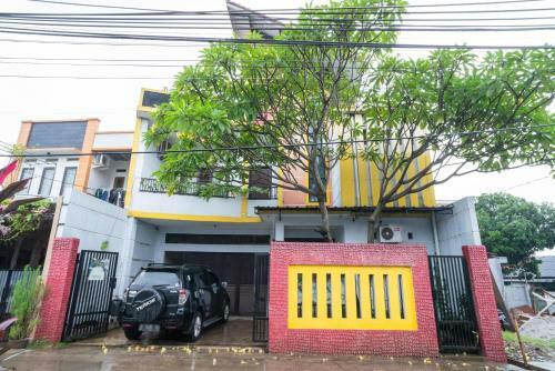 Hotel Koolkost Near Villa Nusa Indah