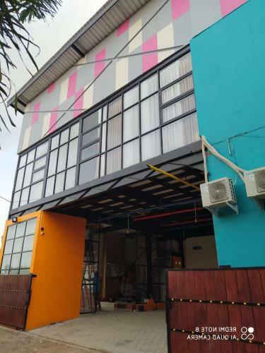 Hotel King's Guest House Brebes