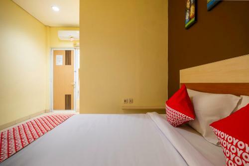 Hotel Oyo 2947 Cluster Harris Home Stay & Kos