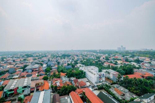 Comfy And Trendy Studio At Dave Apartment By Travelio