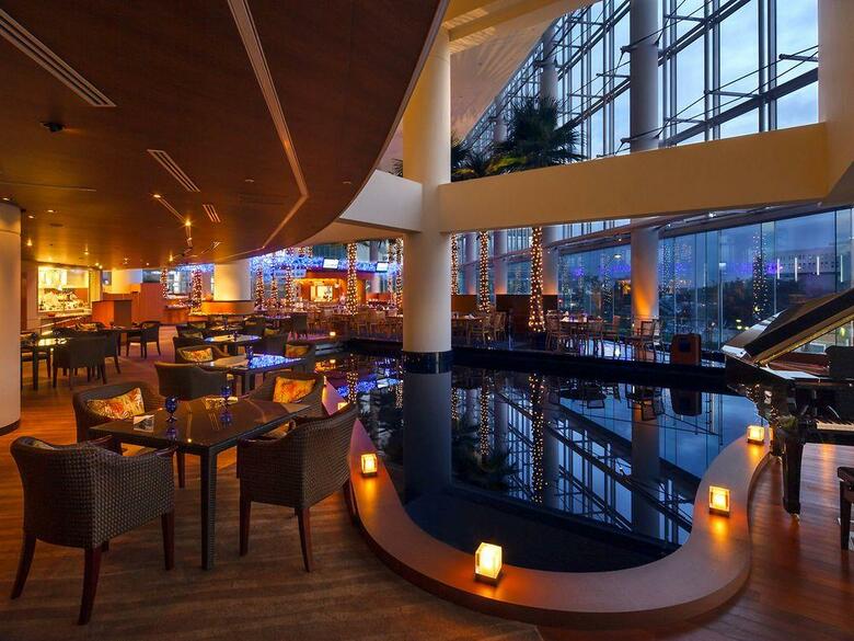 The Yokohama Bay Hotel Tokyu