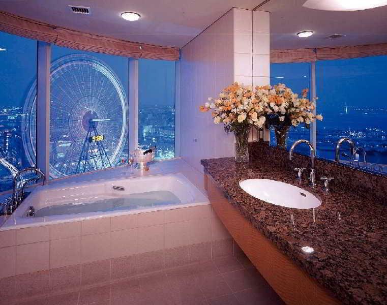 The Yokohama Bay Hotel Tokyu