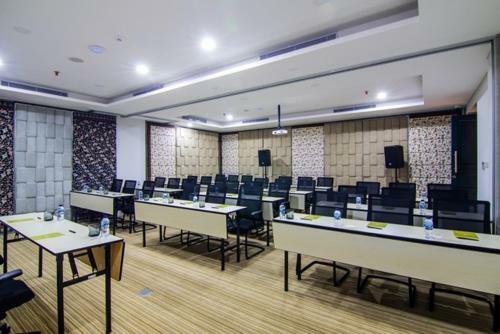 Jambuluwuk Thamrin Hotel