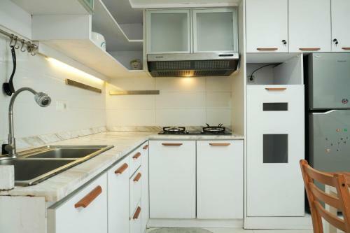 Relax 1br Apartment At Menteng Square By Travelio