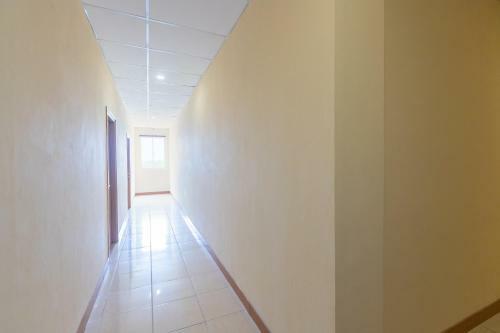 Hotel Reddoorz @ Iodium Residence Cikarang