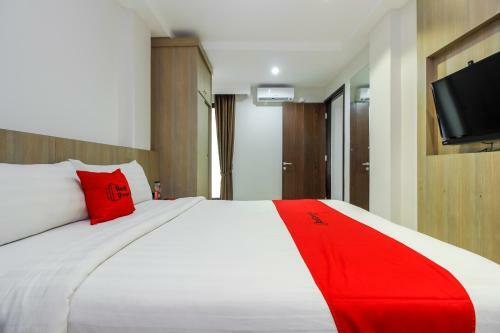 Hostal Reddoorz Plus @ Tb Simatupang