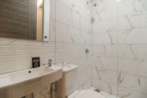 Hotel Reddoorz Plus Near Senayan City