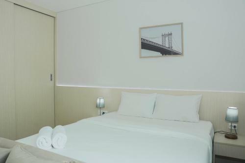 Comfortable Studio Room At Capitol Suites Apartment By Travelio