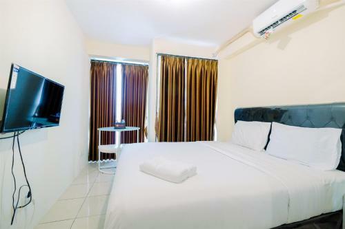 Comfy Studio Room At Tifolia Apartment By Travelio