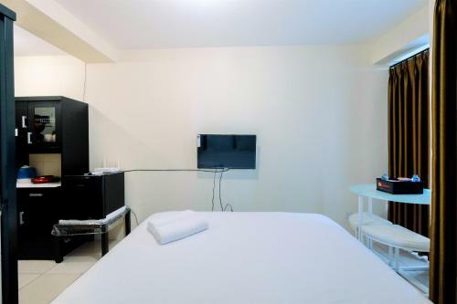 Comfy Studio Room At Tifolia Apartment By Travelio