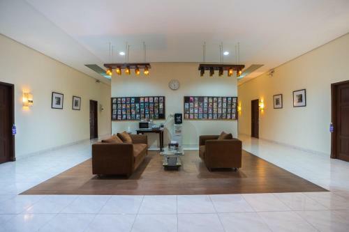 Hostal Arcs House Pakubuwono By Jambuluwuk