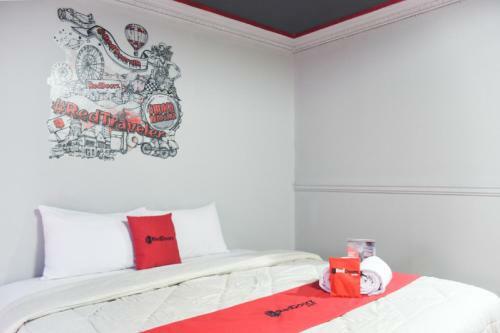 Hostal Reddoorz Plus Near Rscm Jakarta