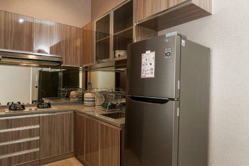 Fabulous 2br Lucky Tower Apartment By Travelio