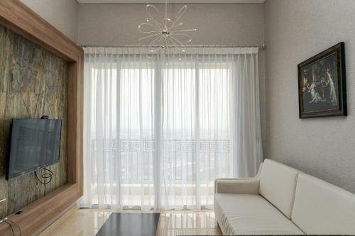 Fabulous 2br Lucky Tower Apartment By Travelio