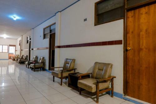 Spot On 1971 Hotel Dewi