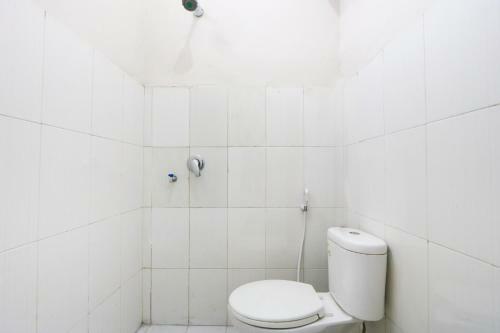 Hotel Oyo Life 3187 Kost Putri Bu Chris