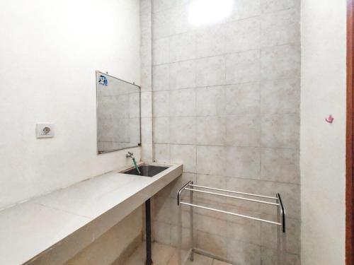 Hotel Koolkost Near Benoa Square (Minimum Stay 6 Nights)