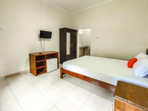 Hotel Koolkost Near Benoa Square (Minimum Stay 6 Nights)