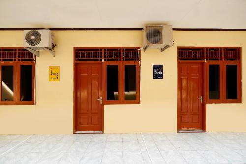 Hotel Spot On 2546 Griya Widya Syariah