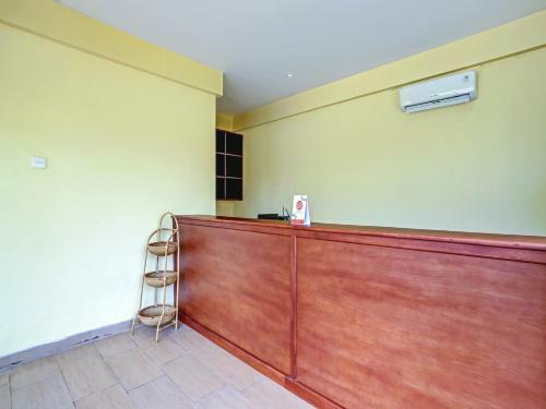 Hotel Oyo 90261 Spring Residence