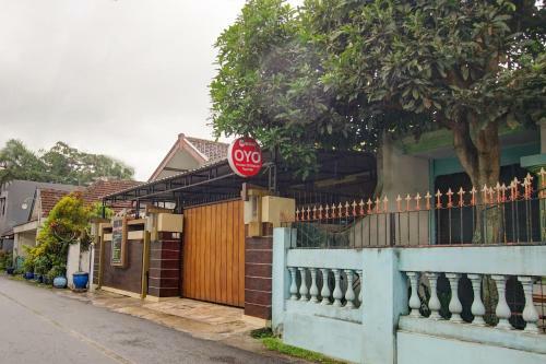 Hotel Oyo 90061 Melati House Syariah