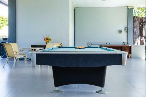 Hostal Reddoorz Premium @ Sea Residence Manado