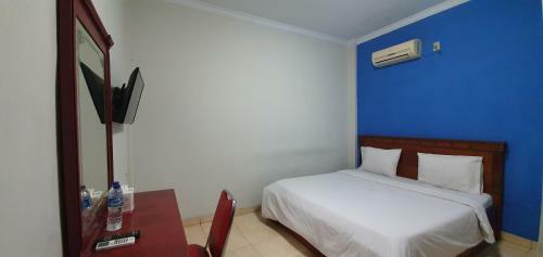 Hostal Serena Anggrek Hotel