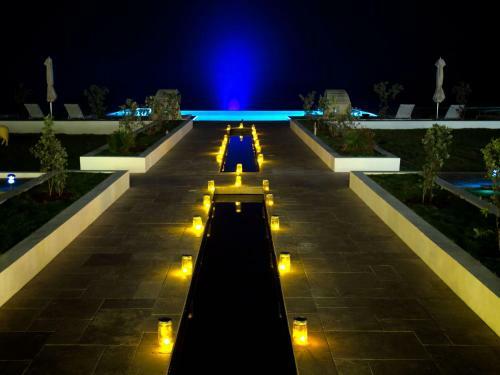 Trident Hotel