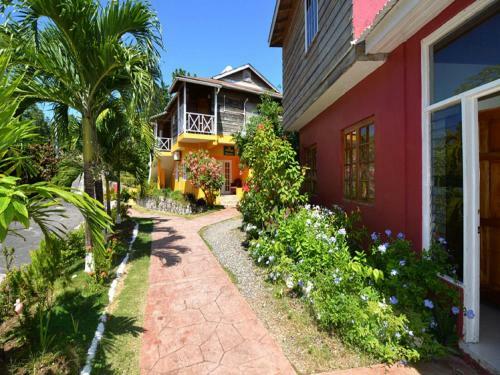 Hotel Bay View Eco Resort & Spa
