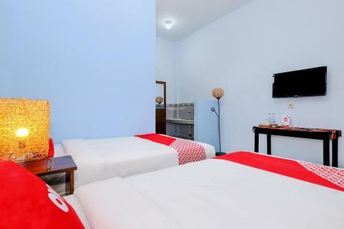 Hotel Oyo 2450 Hening Homestay