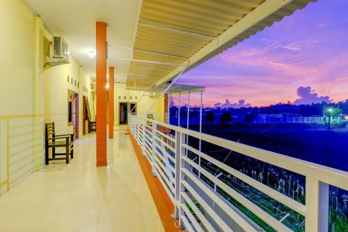 Hotel Oyo 2450 Hening Homestay