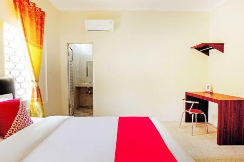Hotel Oyo 3252 Lansano Residence Syariah