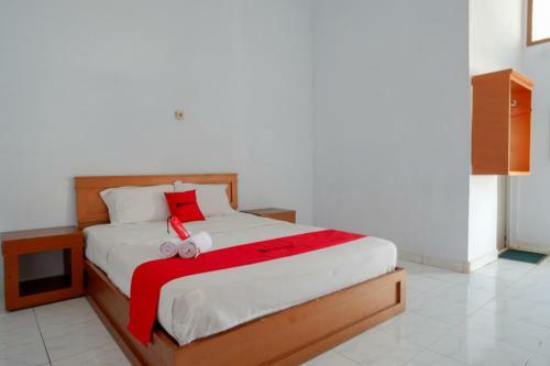 Hostal Reddoorz @ Hotel Horas Palopo