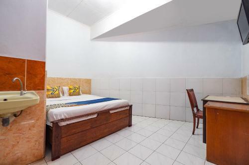Hotel Spot On 2865 Sartika Inn Pati