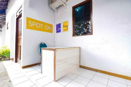 Hotel Spot On 2865 Sartika Inn Pati