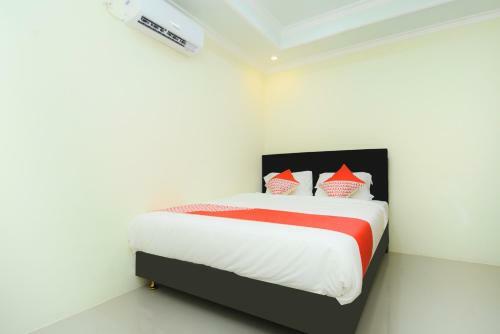 Hotel Oyo 1909 Edelweiss Residence Syariah