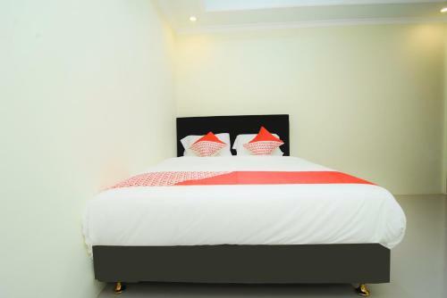 Hotel Oyo 1909 Edelweiss Residence Syariah