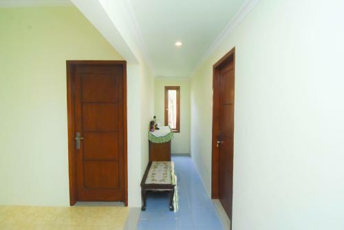Hotel Oyo 1909 Edelweiss Residence Syariah