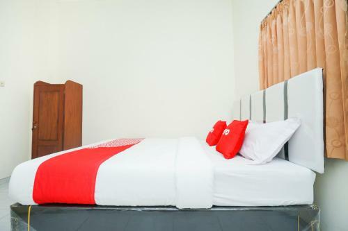Hotel Oyo 1642 Penginapan Anggrek Syariah 2