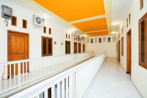 Hotel Oyo 1642 Penginapan Anggrek Syariah 2
